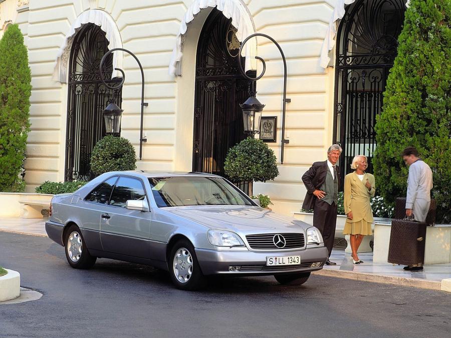  Mercedes-Benz CL600 1997 года  (фото 1 из 2)